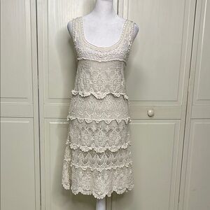 Solitaire Women White/Cream Sleeveless Tiered Crochet Coverup Size Medium